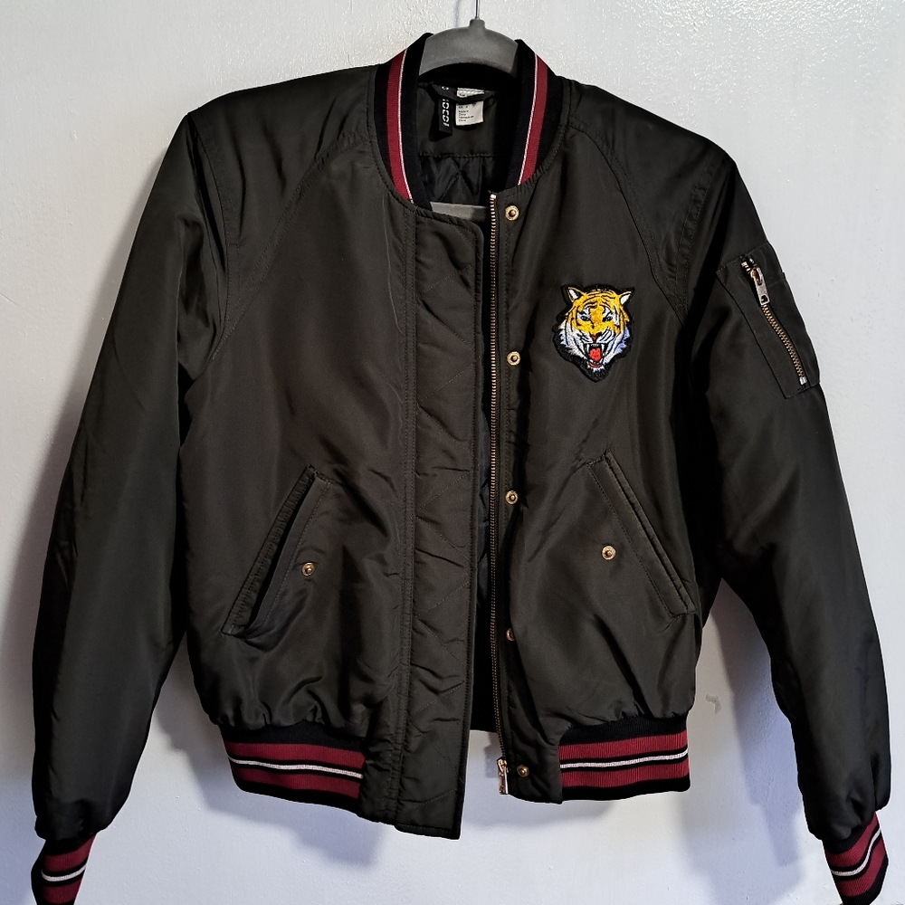 Forever 21 ladies polyester jacket with Tiger emblem